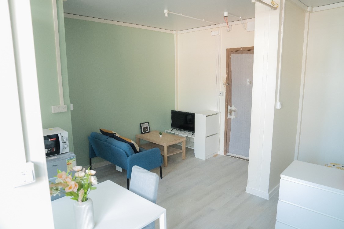 3-4p unit (approx. 311 sq.ft.) (furniture and appliances not included)